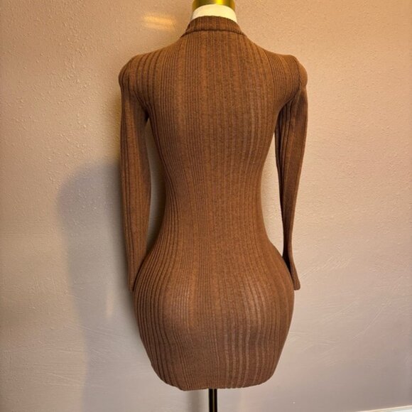 Elegant Brown Ribbed Knit Dress - Picture 2 of 2